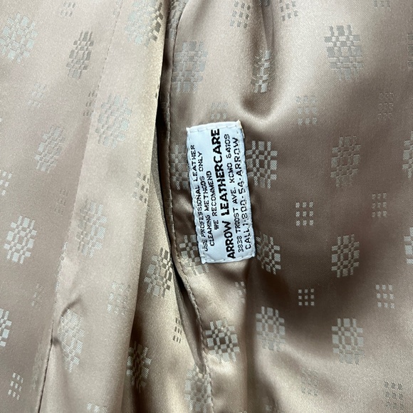 $1550 Remy Brown Camel Leather Short Moto Jacket size Medium - Picture 15 of 15